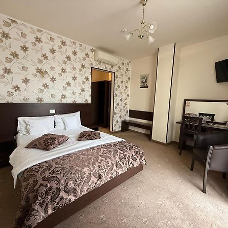 Hotel Miky 아라드 외부 사진