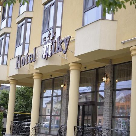 Hotel Miky 아라드 외부 사진