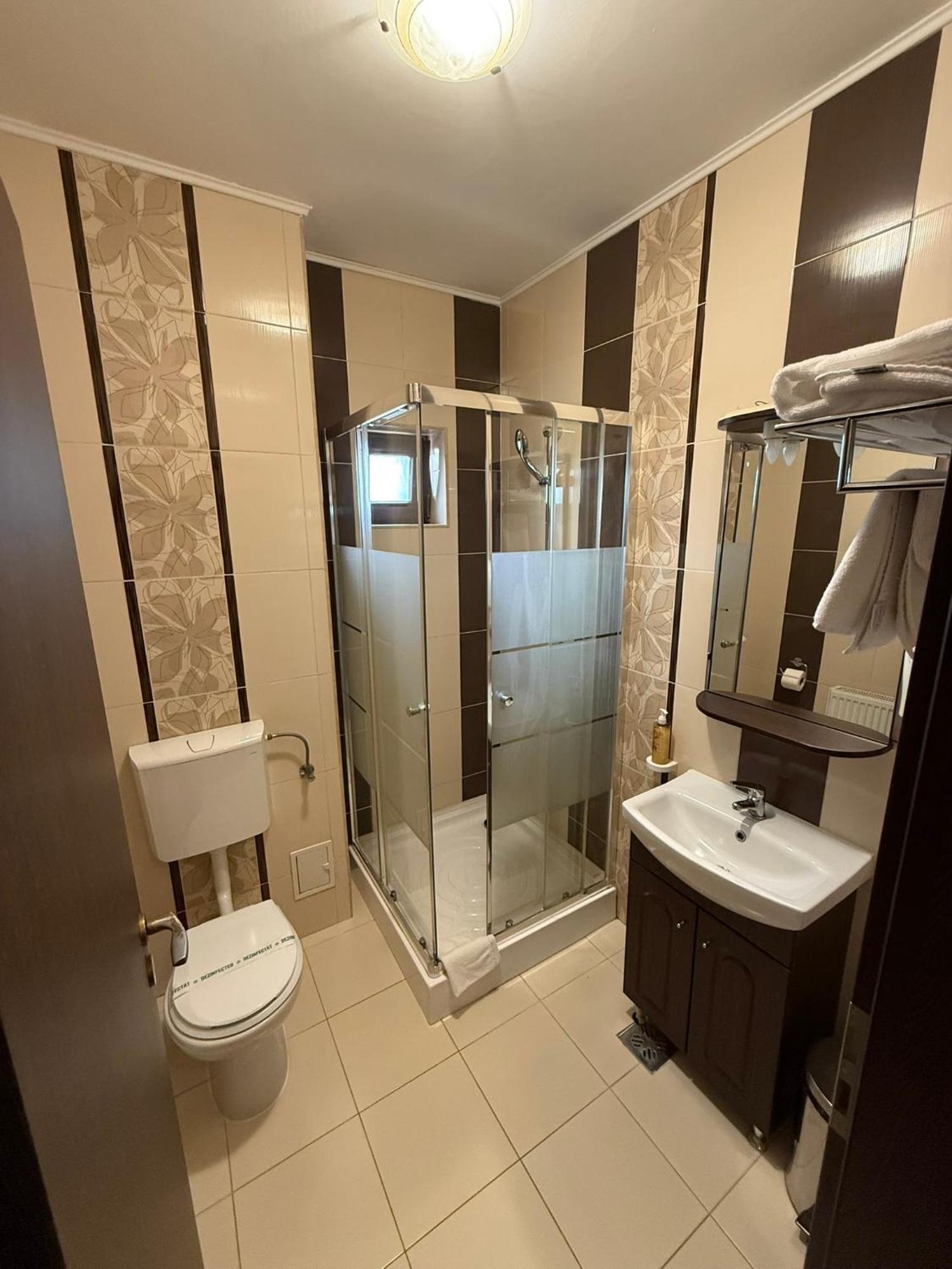 Hotel Miky 아라드 외부 사진